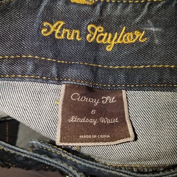 Ann Taylor Denim Capris Cropped Jeans Curvy Fit Lindsay Waist Size 6 Dark Wash - Picture 7 of 8